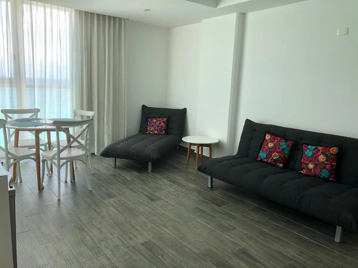 Estudios Yalmakan Cancún Mexiko